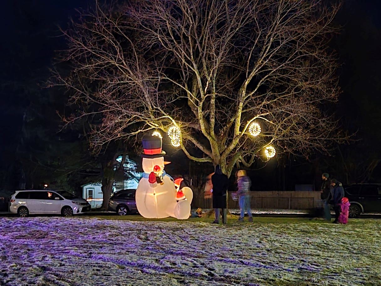 inflatable snow man